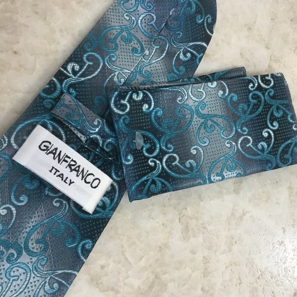 GIANFRANCO ITALY TIE with POCKET SCARF - Picture 3 of 7